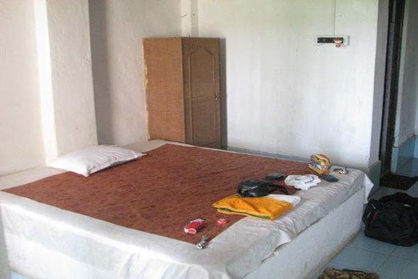 Bankiput-Double Bed Room